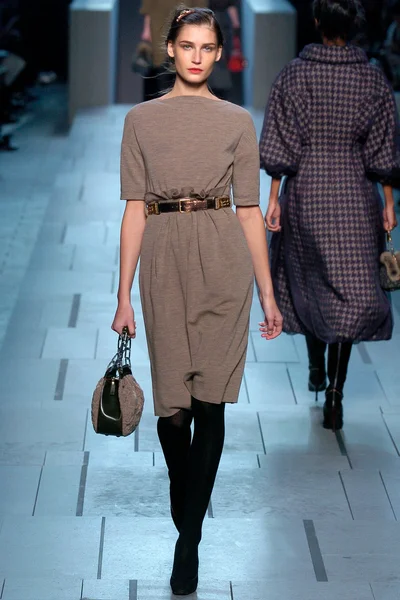 Look 23